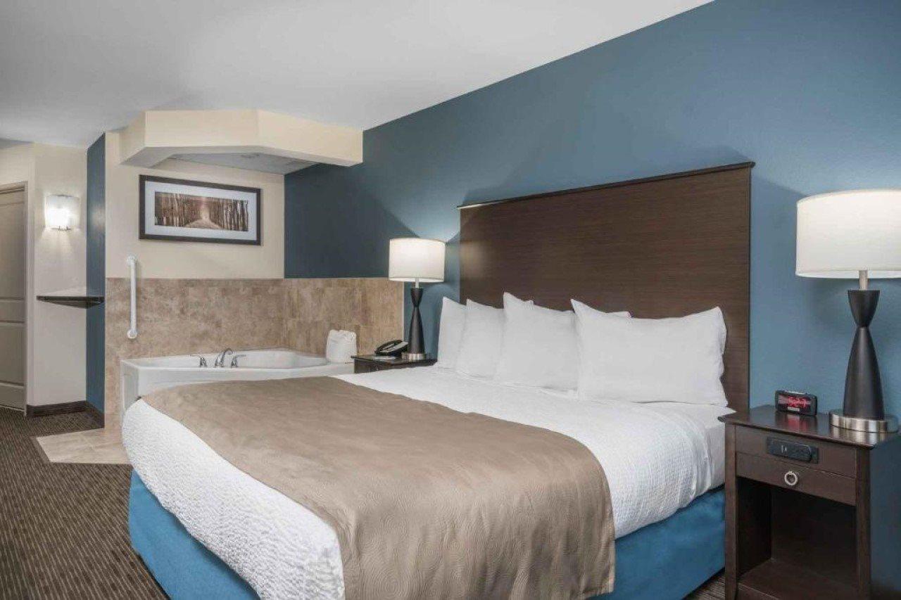 Americinn By Wyndham Windom Ngoại thất bức ảnh