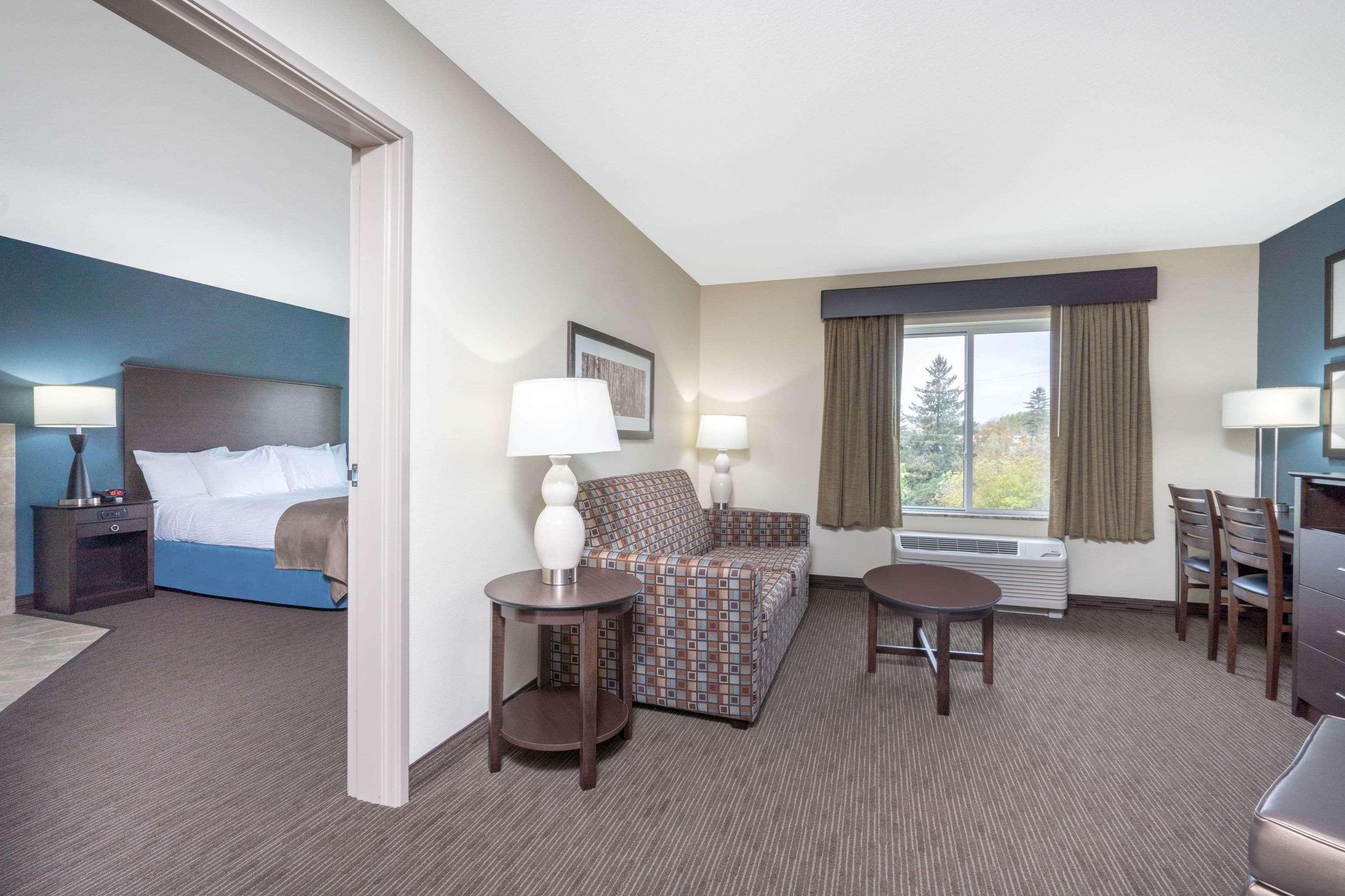 Americinn By Wyndham Windom Ngoại thất bức ảnh