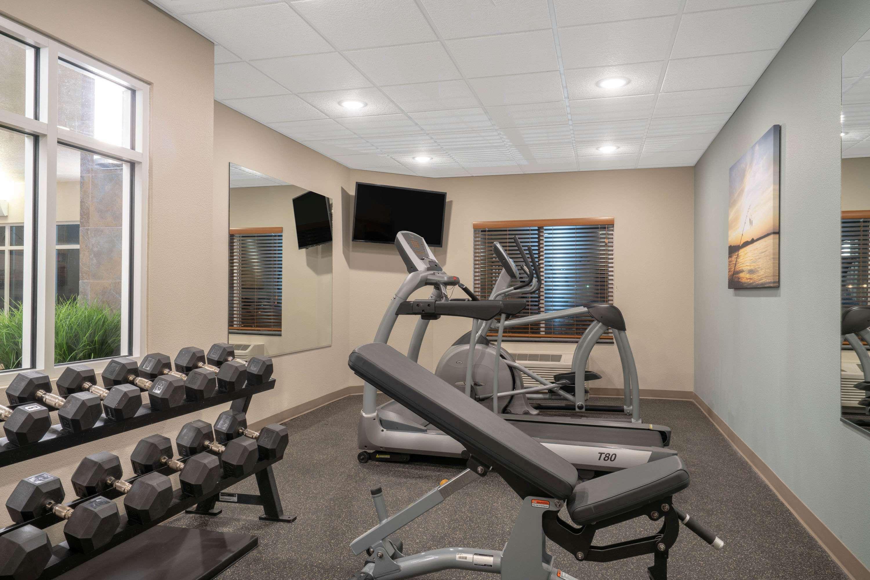 Americinn By Wyndham Windom Ngoại thất bức ảnh